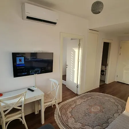 Inistanbul شقة